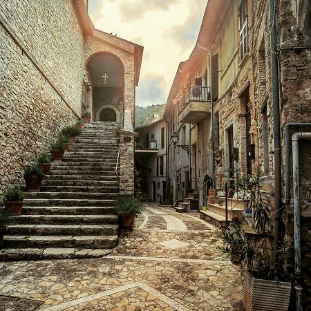 La Residenza Dei Papi Villa Papigno Luaran gambar